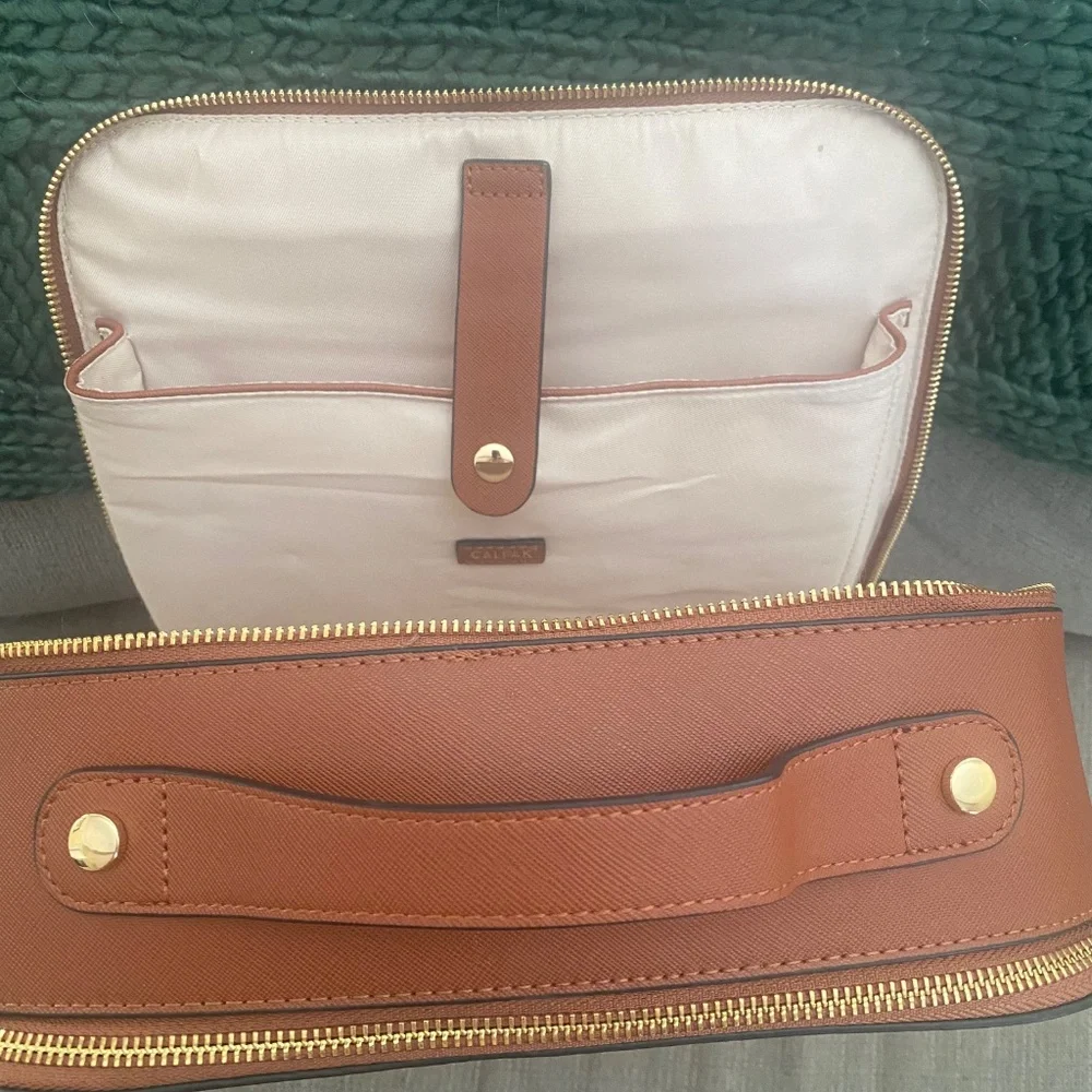 Calpak Kaya Laptop Bag - Picture 3 of 7